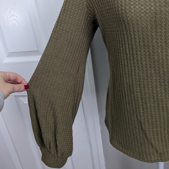 Waffle knit balloon sleeve tee - Picture 9 of 9